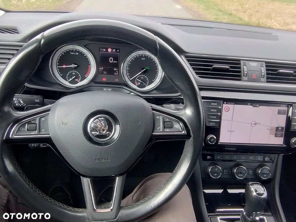 Skoda Superb 2.0 TDI DSG L&K - 8