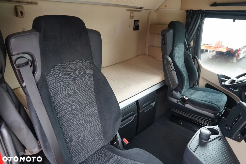 Mercedes-Benz ACTROS 2545 / ZESTAW TANDEM 120 M3 / PRZEJAZDOWY / 6x2 / OŚ PODNOSZONA / BIG SPACE / WIELTON / 2021 - 35