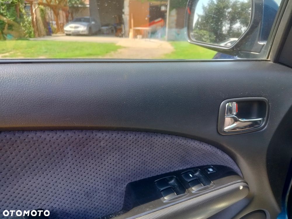 Mitsubishi Outlander 2.0 Comfort 4WD - 14