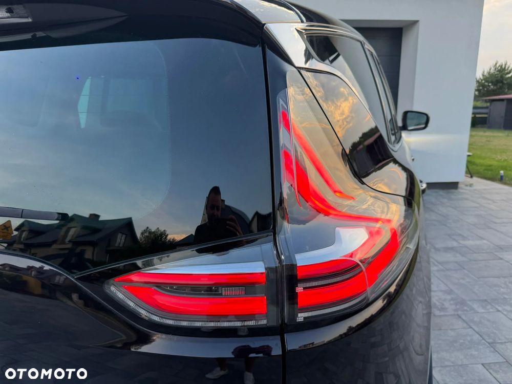 Renault Espace 1.6 dCi Energy Initiale Paris EDC 7os - 36