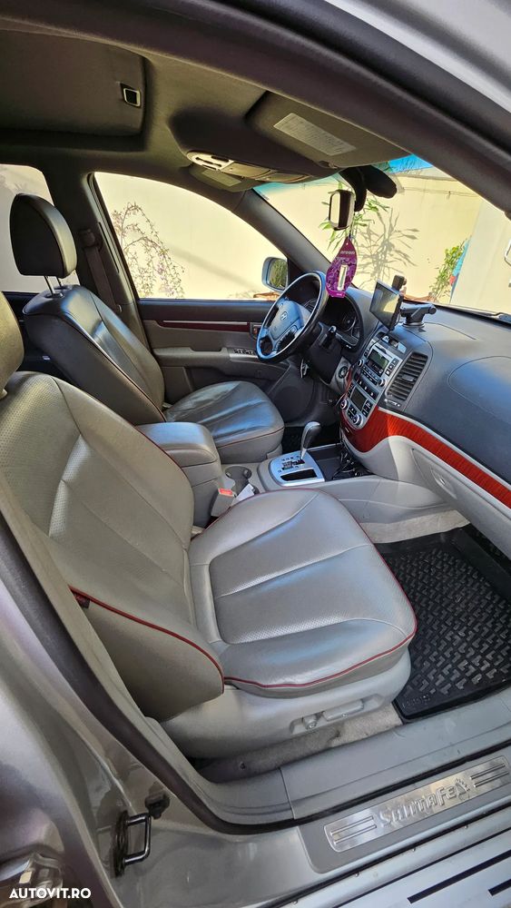 Hyundai Santa Fe 2.2 DSL VGT 7 SEATS 4WD AT FULL - 9