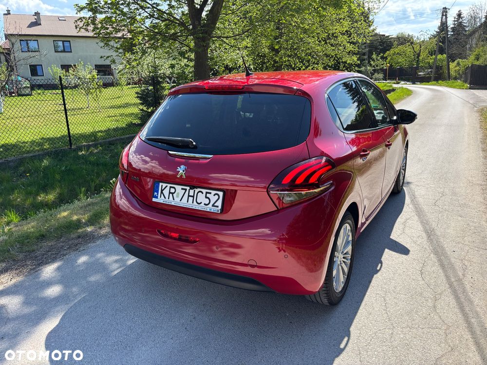 Peugeot 208 1.2 PureTech Allure - 3
