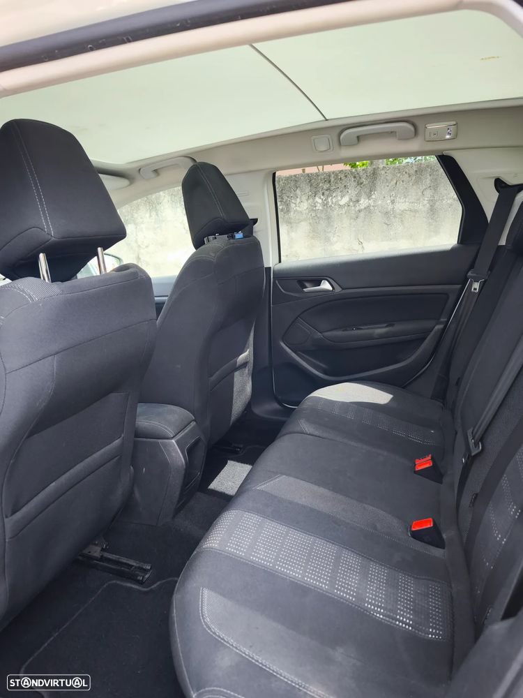 Peugeot 308 SW - 5