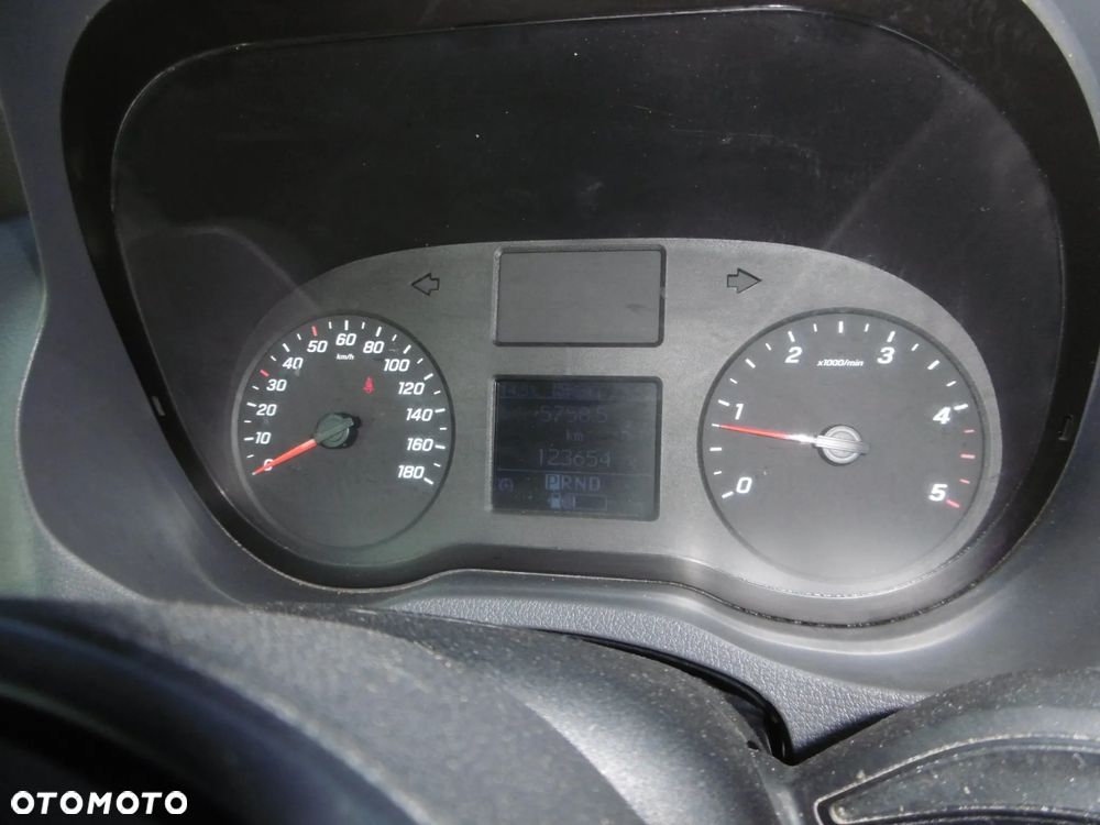 Mercedes-Benz Sprinter - 6