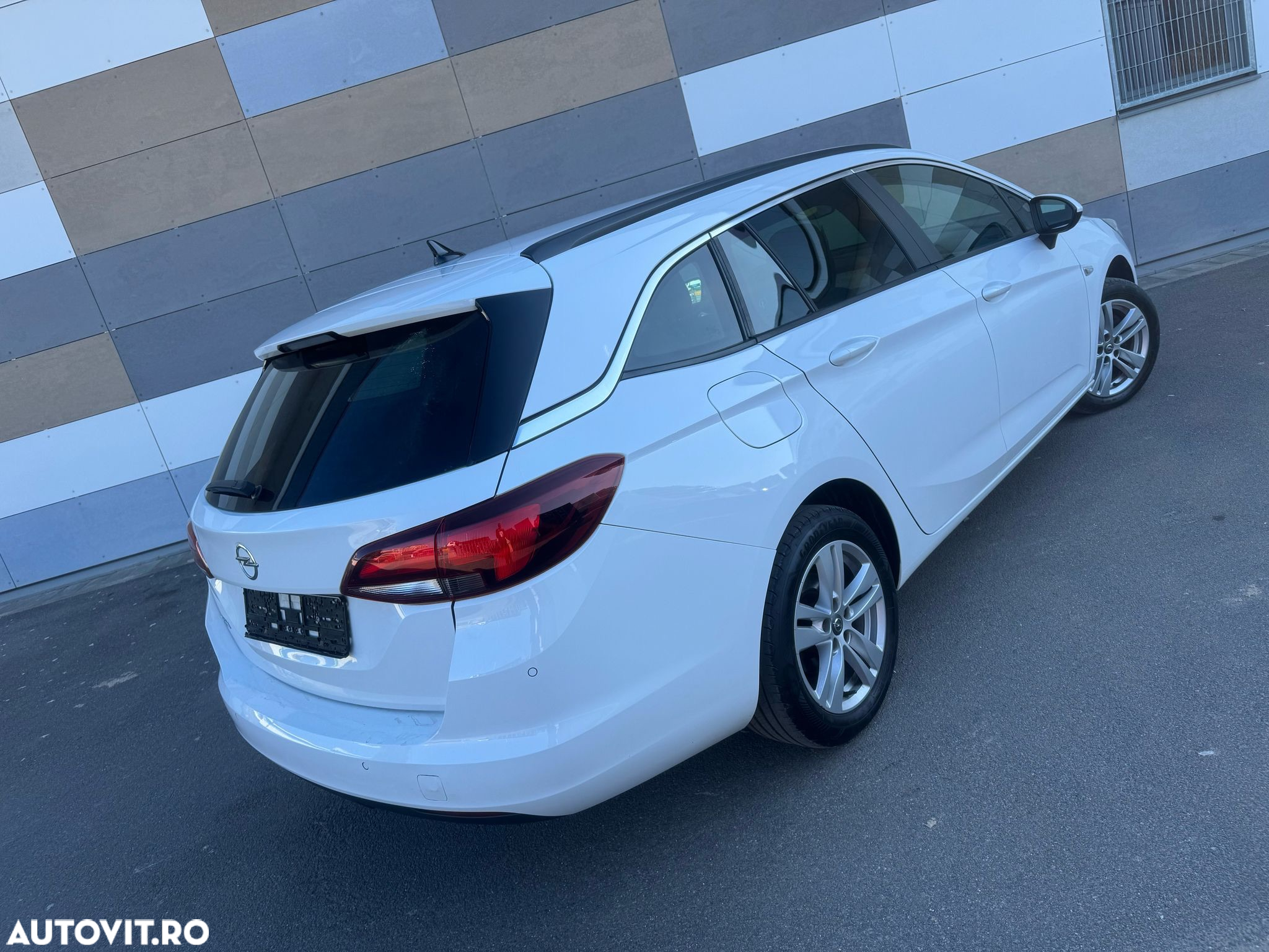 Opel Astra 1.6 CDTI ECOTEC Innovation - 6