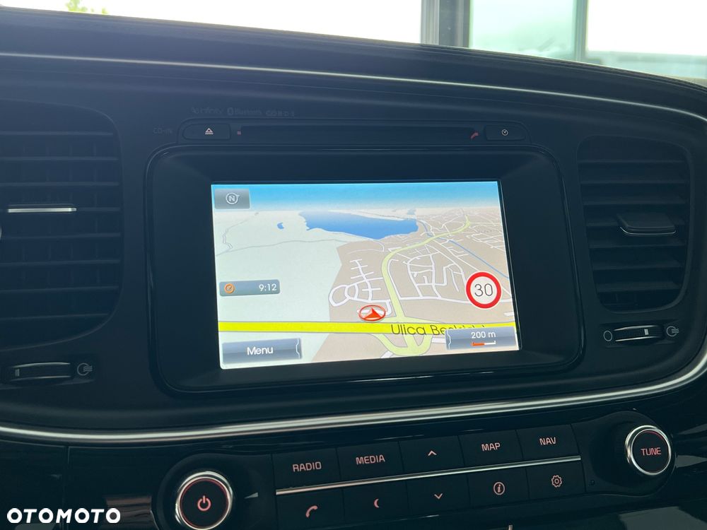 Kia Optima 2.0 L - 30