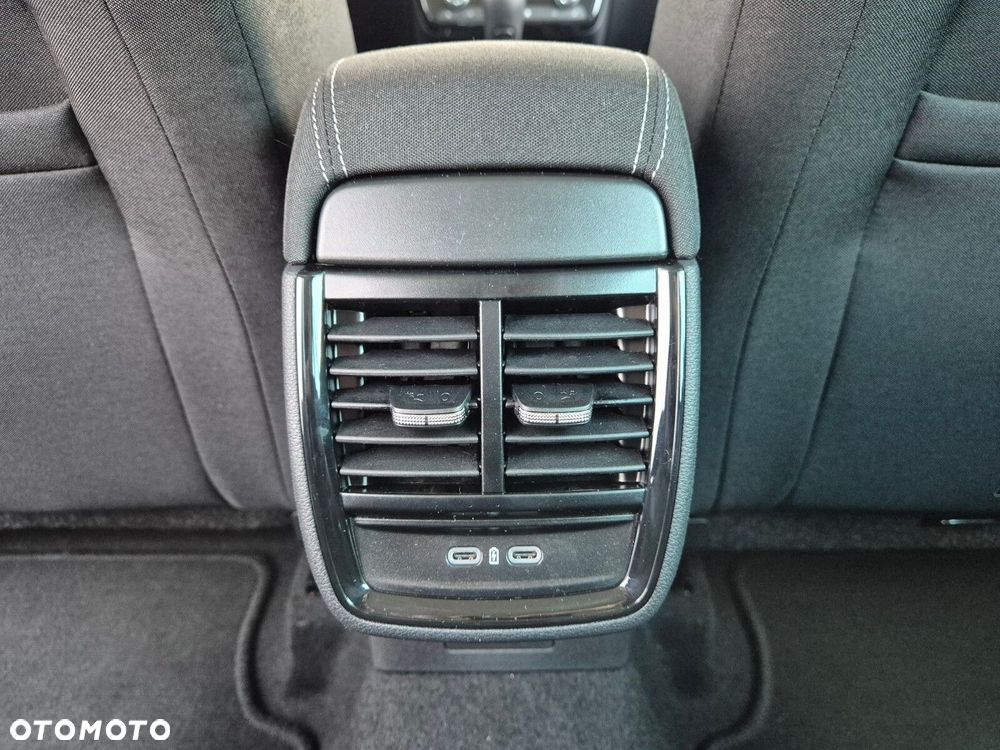 Skoda Kamiq 1.5 TSI Drive - 35