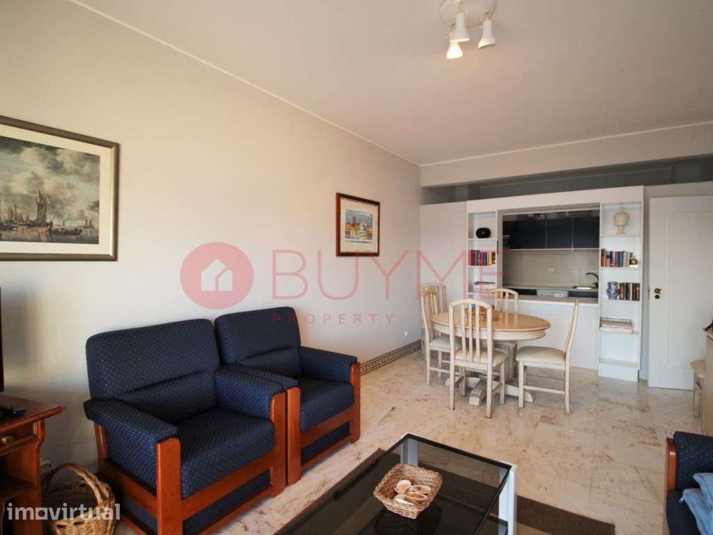 Apartamento T3 em Primeira Linha da Praia de Quarteira - Grande imagem: 3/9