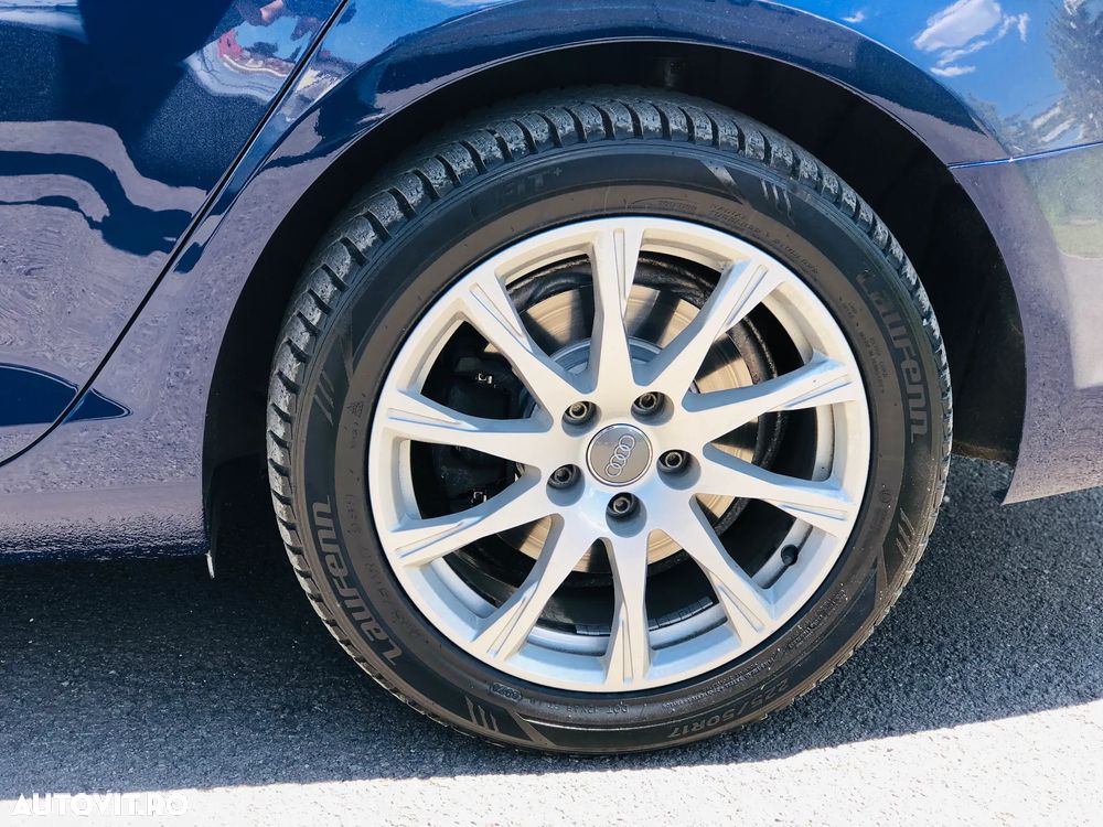 Audi A4 Avant 2.0 TDI quattro S tronic - 13