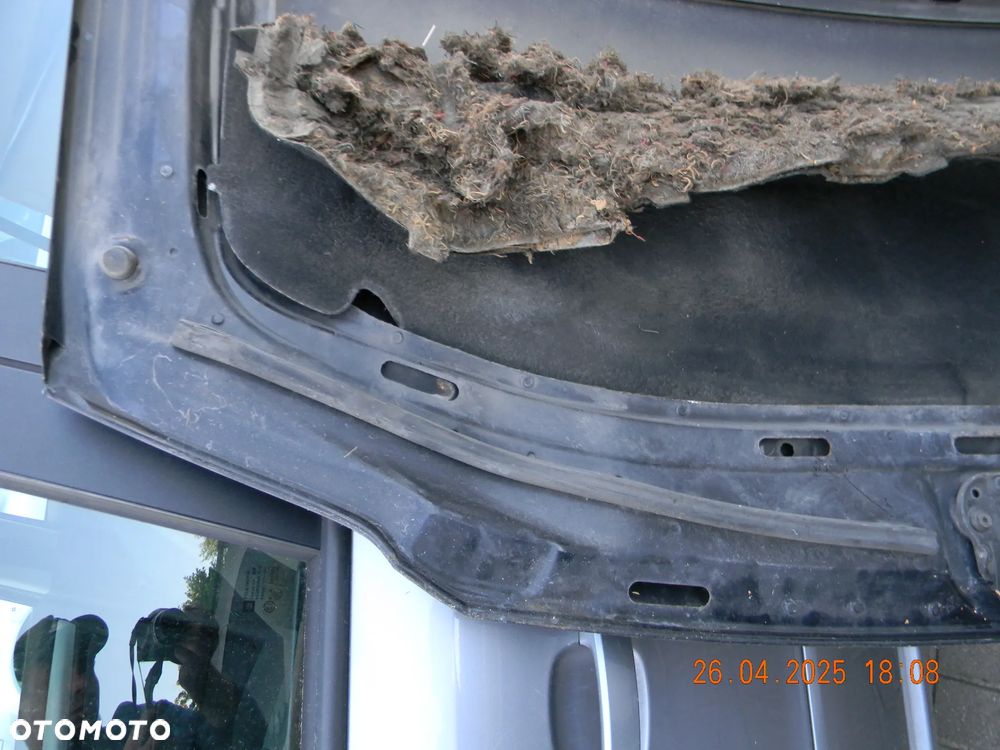 maska silnika VW TOURAN CADDY III 03-08  CZARNA zawiasy - 12