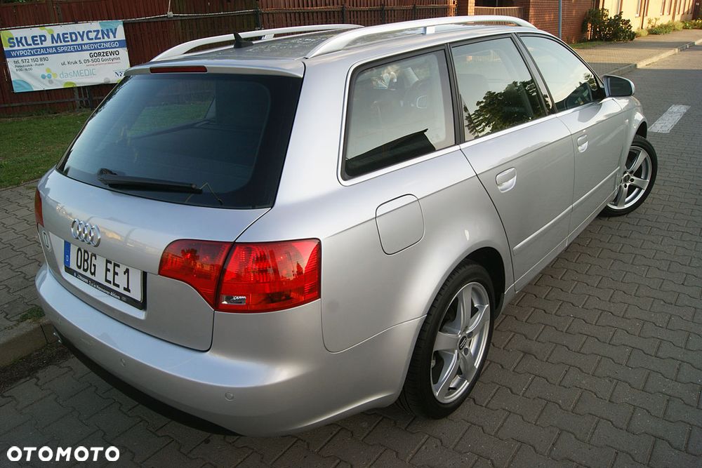 Audi A4 Avant 2.0 TDI - 10