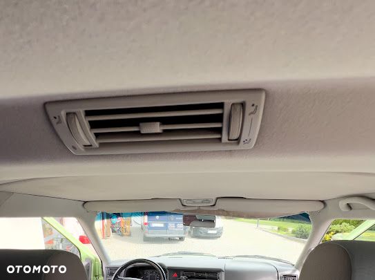 Volkswagen Multivan - 9