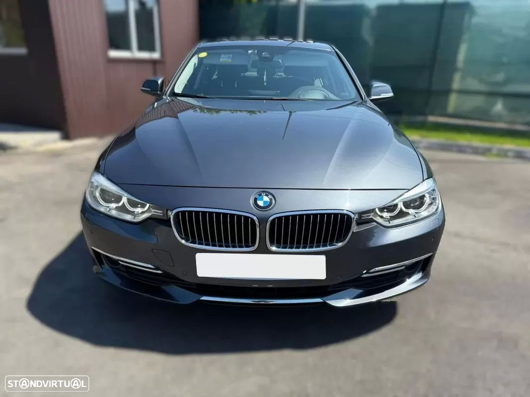 BMW 318 d Aut. Luxury Line - 3
