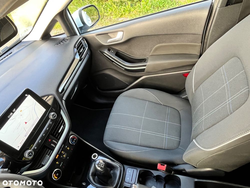 Ford Fiesta - 26