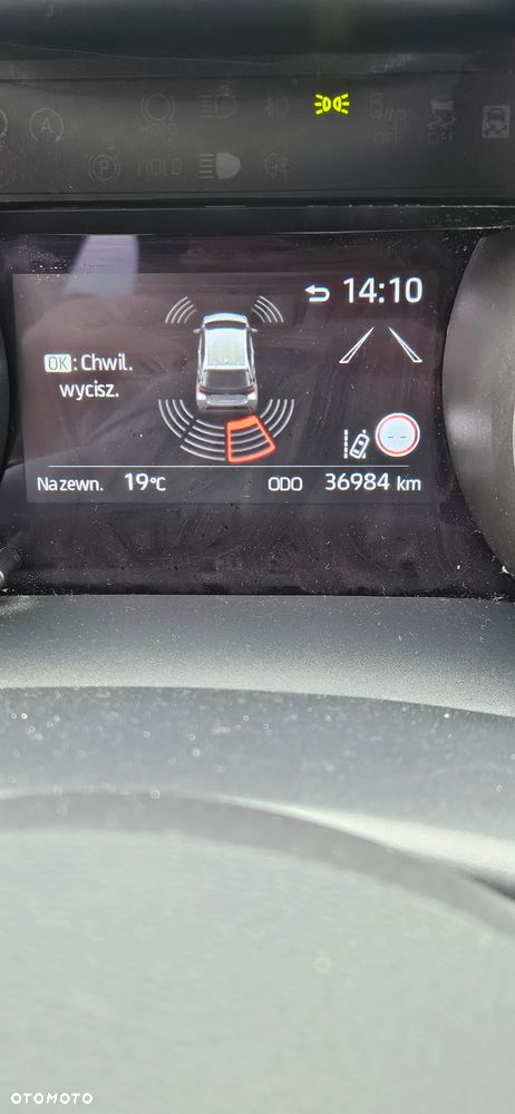 Toyota Yaris - 8