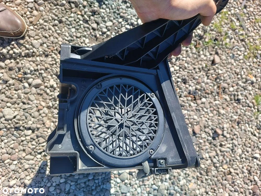 GŁOŚNIK SUBWOOFER CANTON ORYGINAŁ 5E0035412 SKODA OCTAVIA III 5E 18R - 2