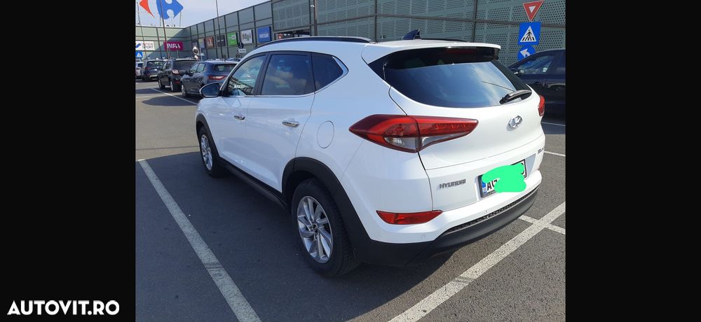 Hyundai Tucson - 4