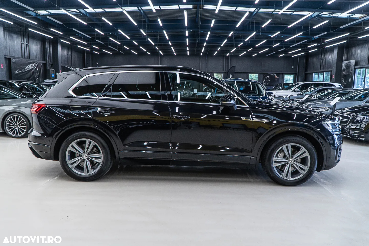 Volkswagen Touareg 3.0 V6 TDI 4Motion DPF Automatik R-Line - 19