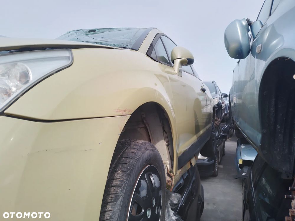 CITROEN C4 04-10 1.4 RADIO (KBC) - 3