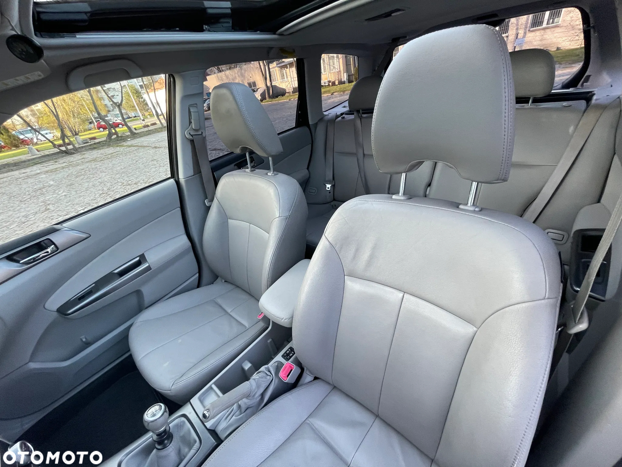 Subaru Forester 2.0D XE 000 Euro5 - 11