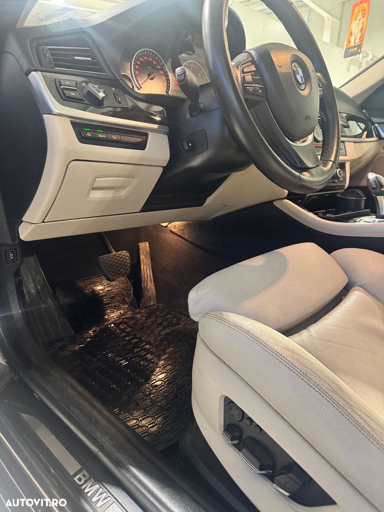 BMW Seria 5 525d xDrive - 6