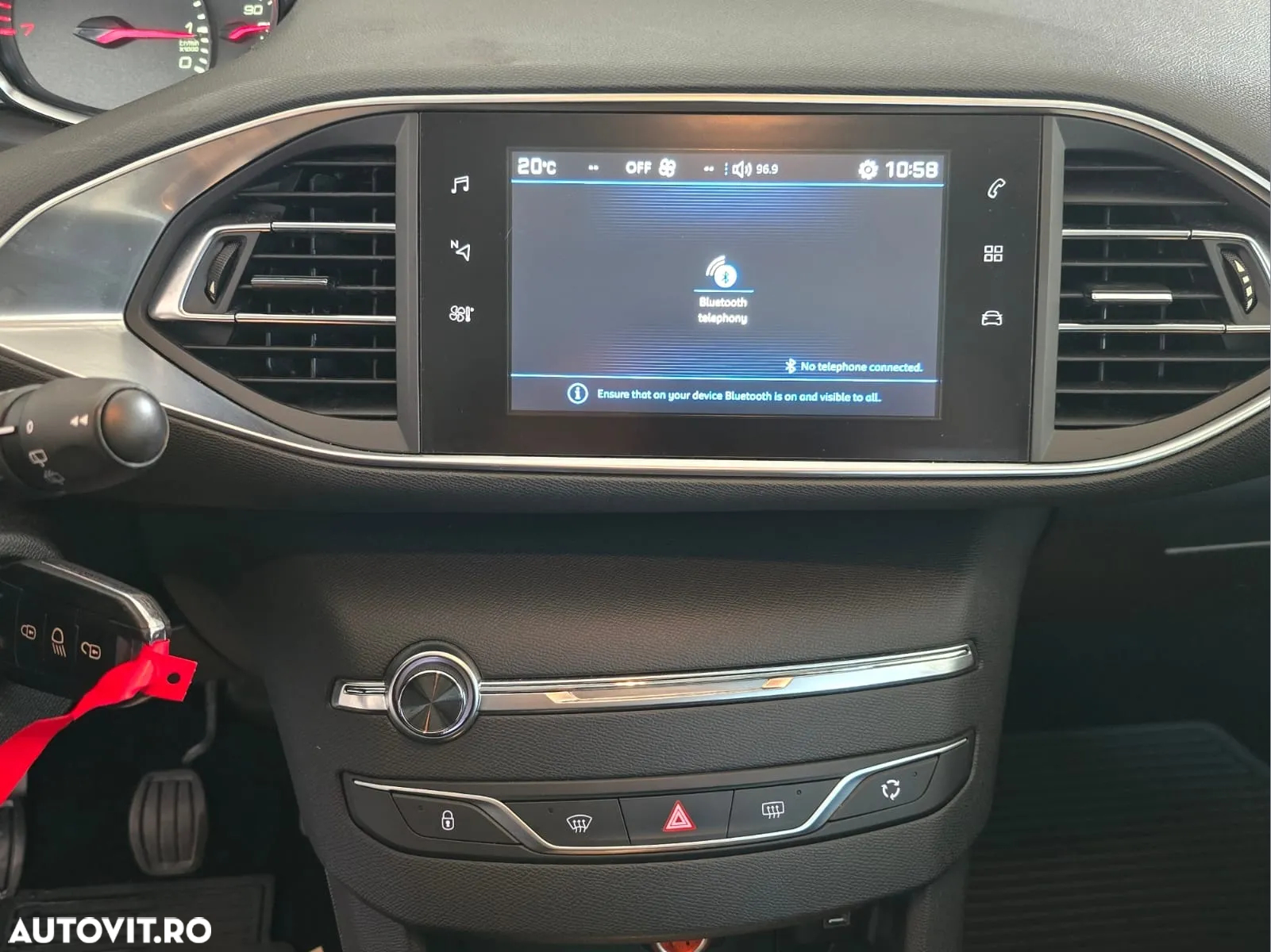 Peugeot 308 1.2 L PureTech Turbo Allure - 14