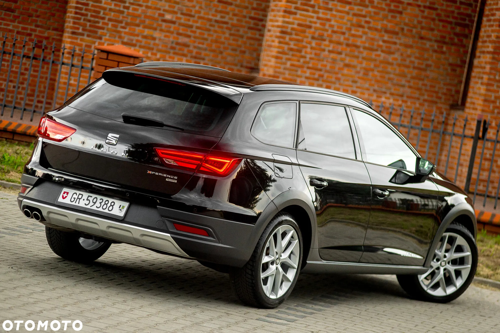 Seat Leon 2.0 TDI X-Perience S&S 4Drive DSG - 3