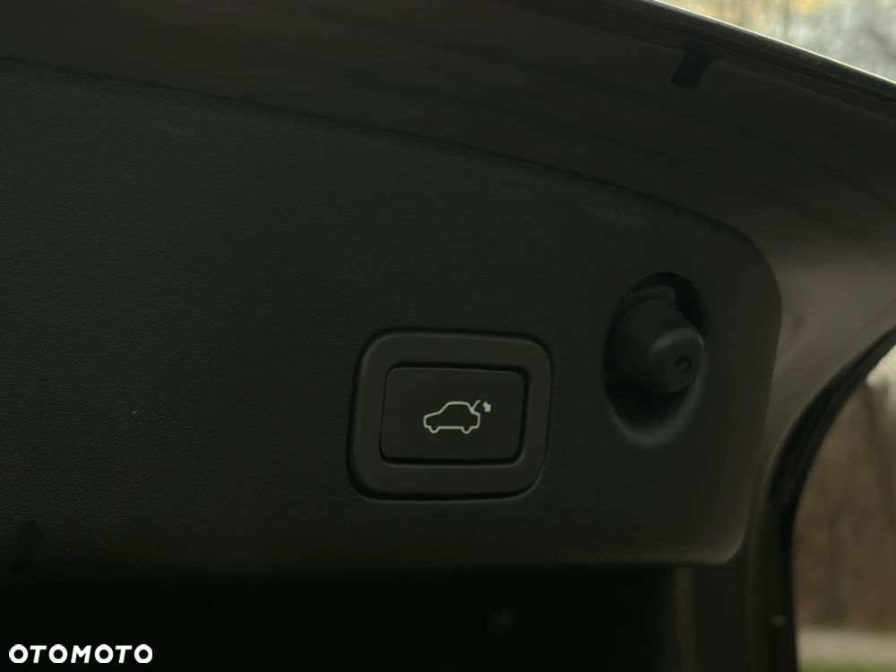 Jaguar XJ 3.0 D V6 Premium Luxury - 19