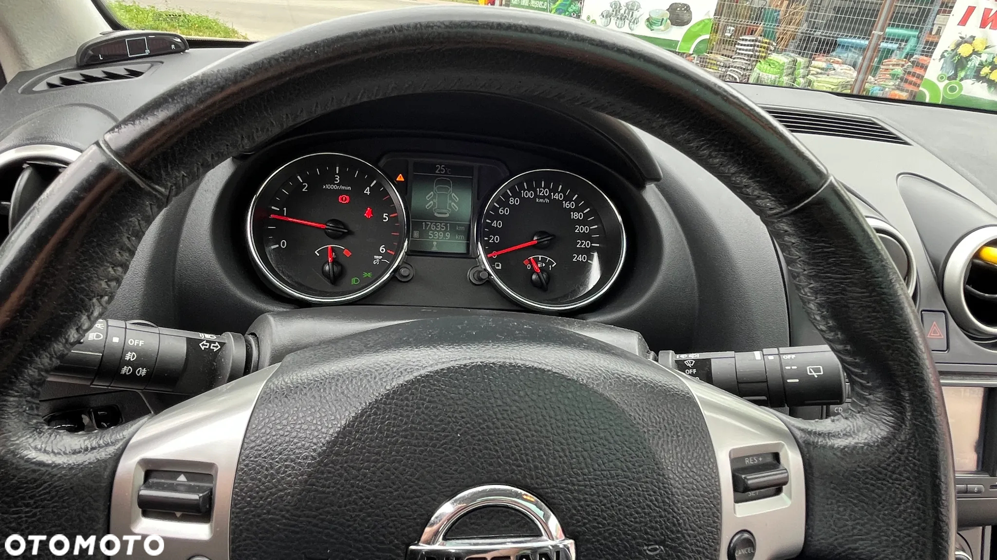 Nissan Qashqai - 12