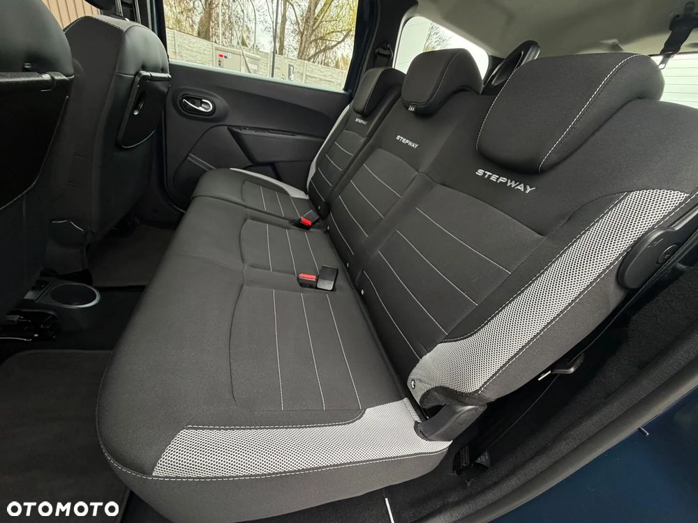 Dacia Lodgy TCe 115 Stepway - 25