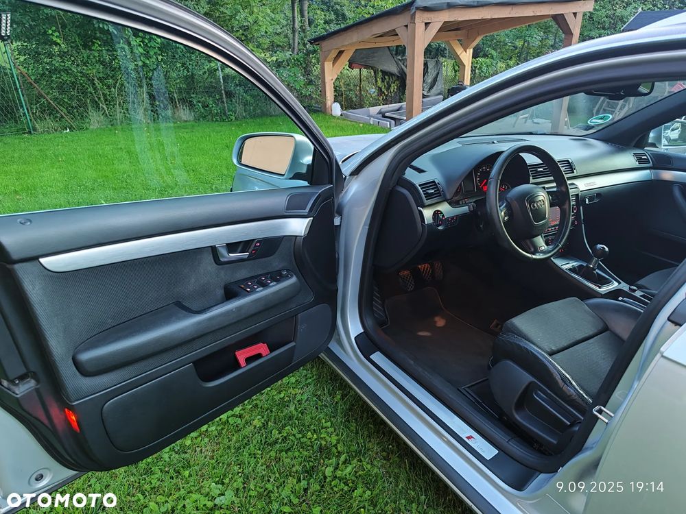 Audi A4 Avant 3.0 TDI Quattro - 27