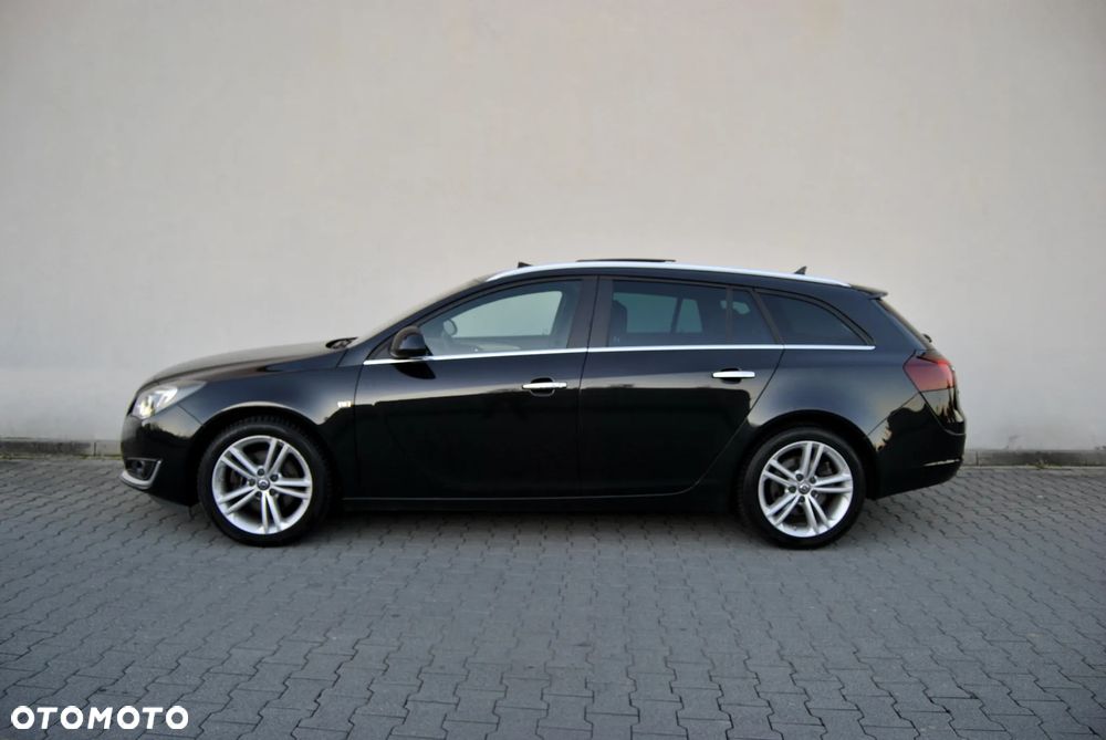 Opel Insignia 2.0 Bi Turbo CDTI Sports Tour Innovation - 2