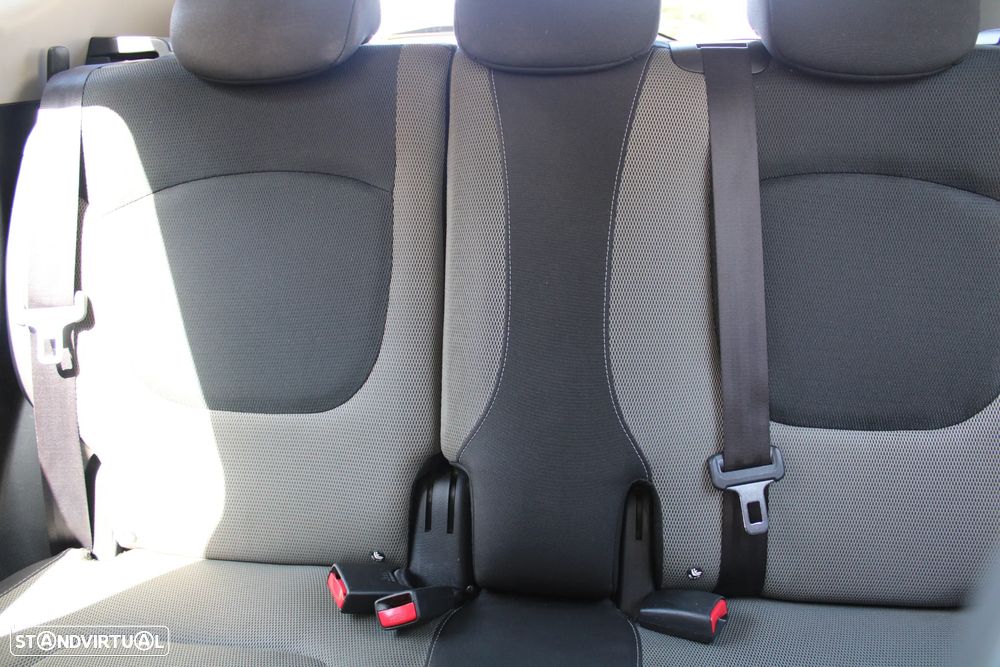 Renault Captur 1.5 dCi - 13