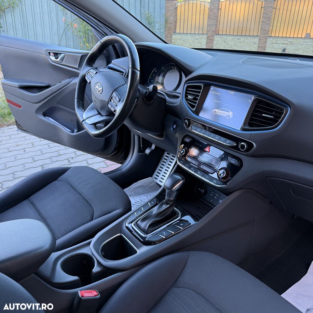Hyundai IONIQ - 9