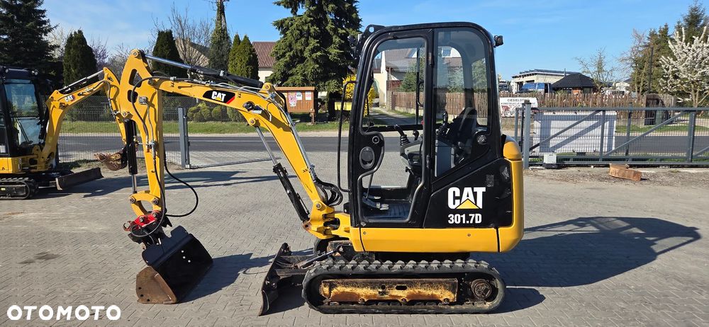 Caterpillar <<CAT 301.7D, 2015r, 2600MTG!, 1977kg, z Niemiec! 2 łyżki>> - 1
