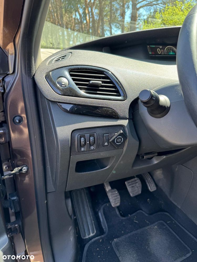 Renault Scenic TCe 130 Bose Edition - 15