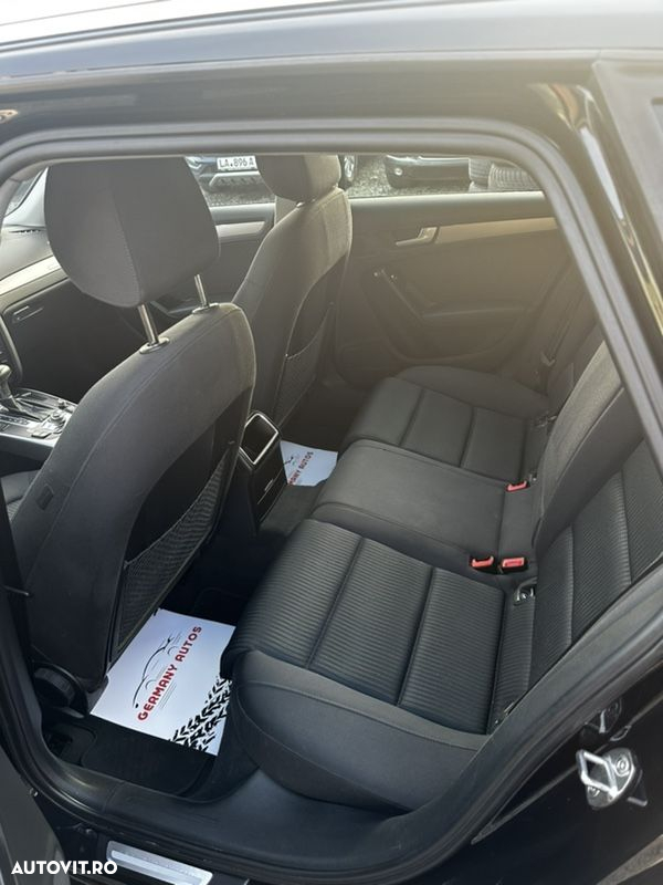 Audi A4 Avant 2.0 TDI DPF quattro S tronic S line Sportpaket - 8