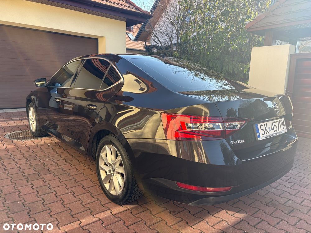 Skoda Superb 1.5 TSI Ambition - 14