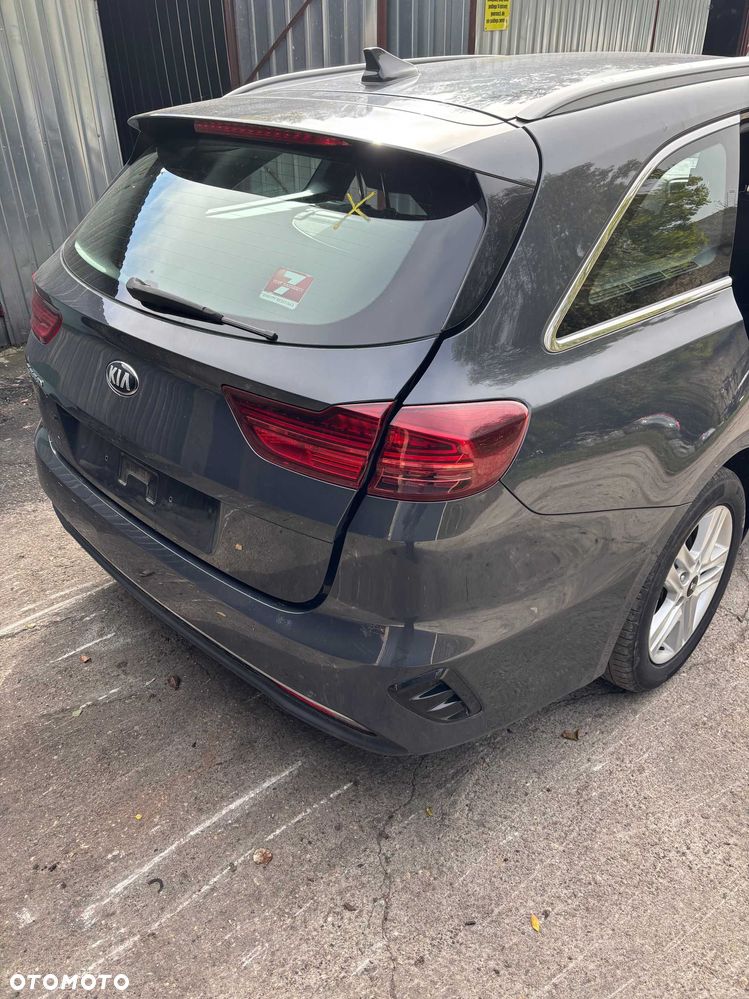 Kia Ceed III Kombi Klapa Bagażnika Zderzak Lampy tył kompletny lak H8 - 3