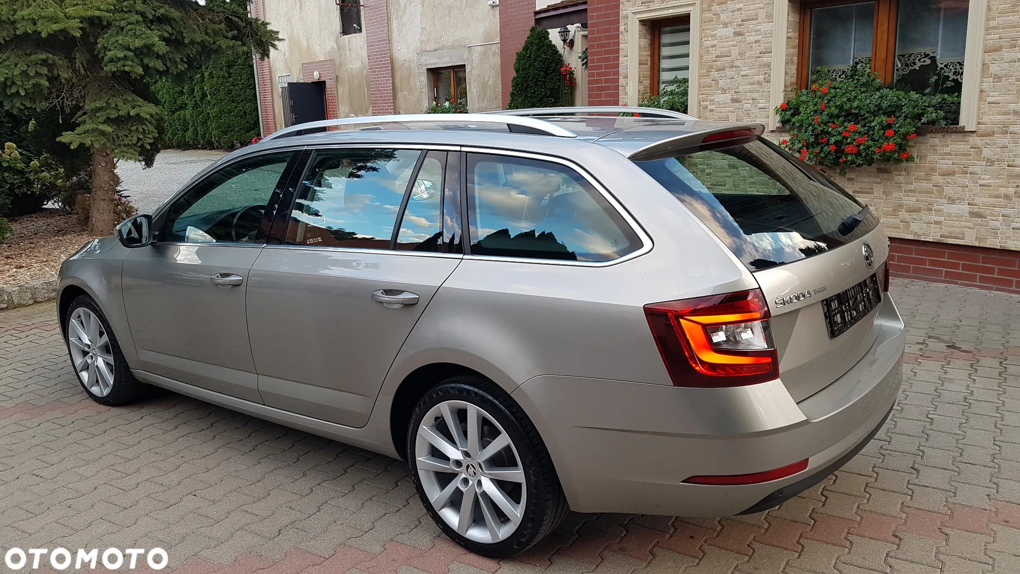 Skoda Octavia 1.5 TSI ACT Ambition DSG - 25