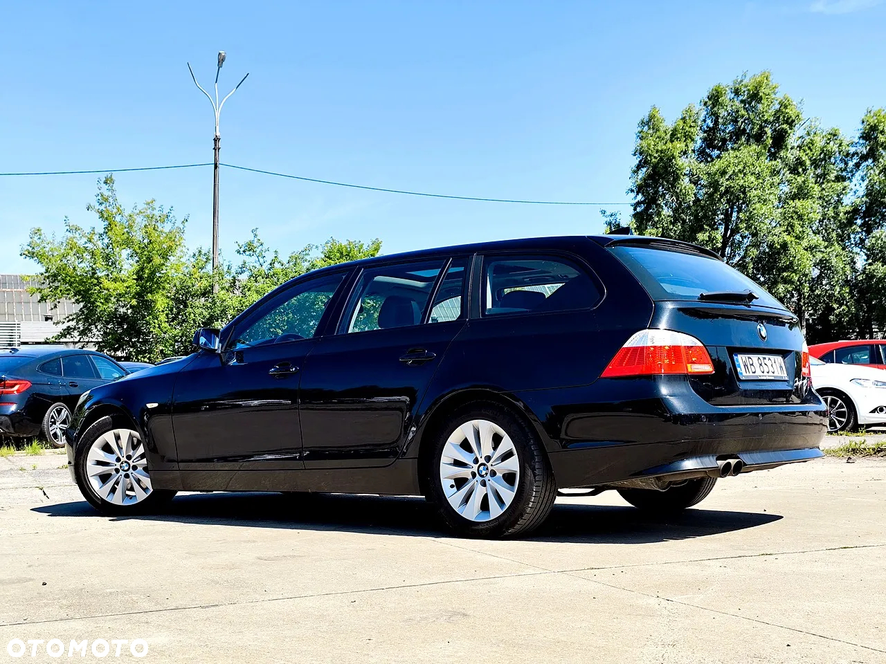 BMW Seria 5 545i - 6