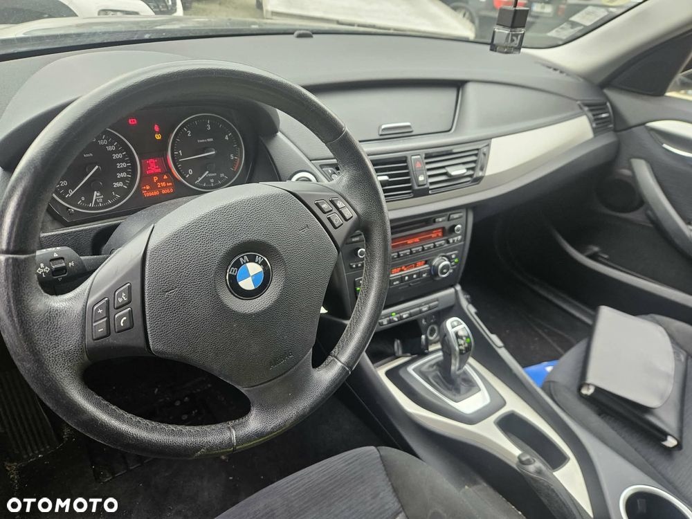 BMW X1 sDrive16d Sport Line - 6