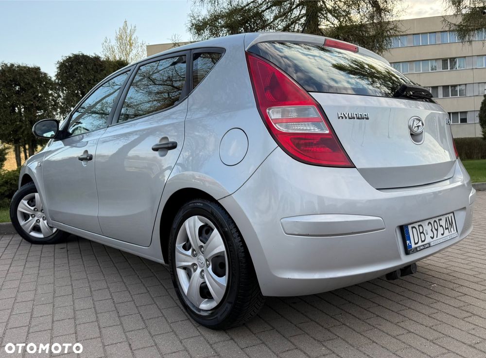 Hyundai i30 1.4 Blue Comfort - 22