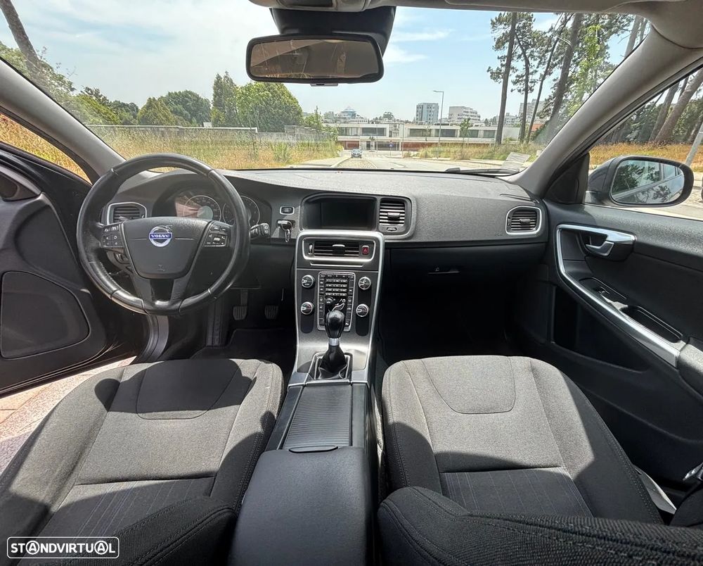 Volvo V60 DRIVe - 20