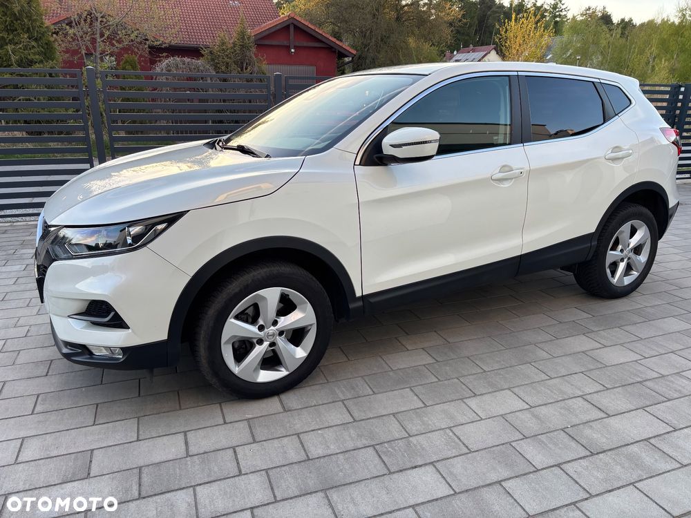 Nissan Qashqai 1.3 DIG-T N-Connecta EU6d - 2