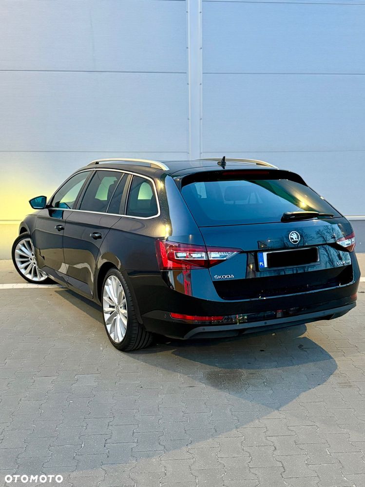 Skoda Superb 2.0 TDI DSG Style - 12