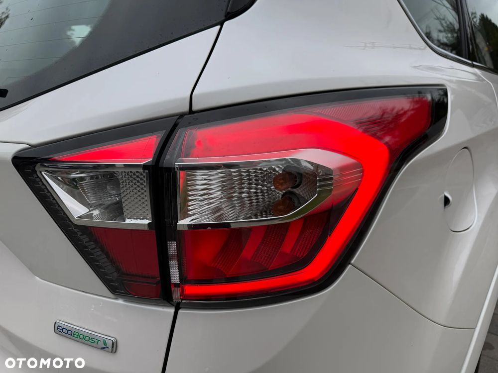 Ford Kuga 1.5 EcoBoost 4x4 Vignale - 9