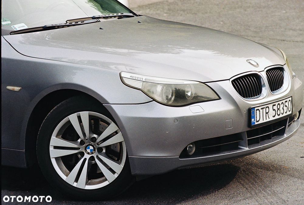 BMW Seria 5 525i - 11