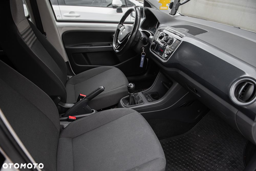 Volkswagen up! - 26