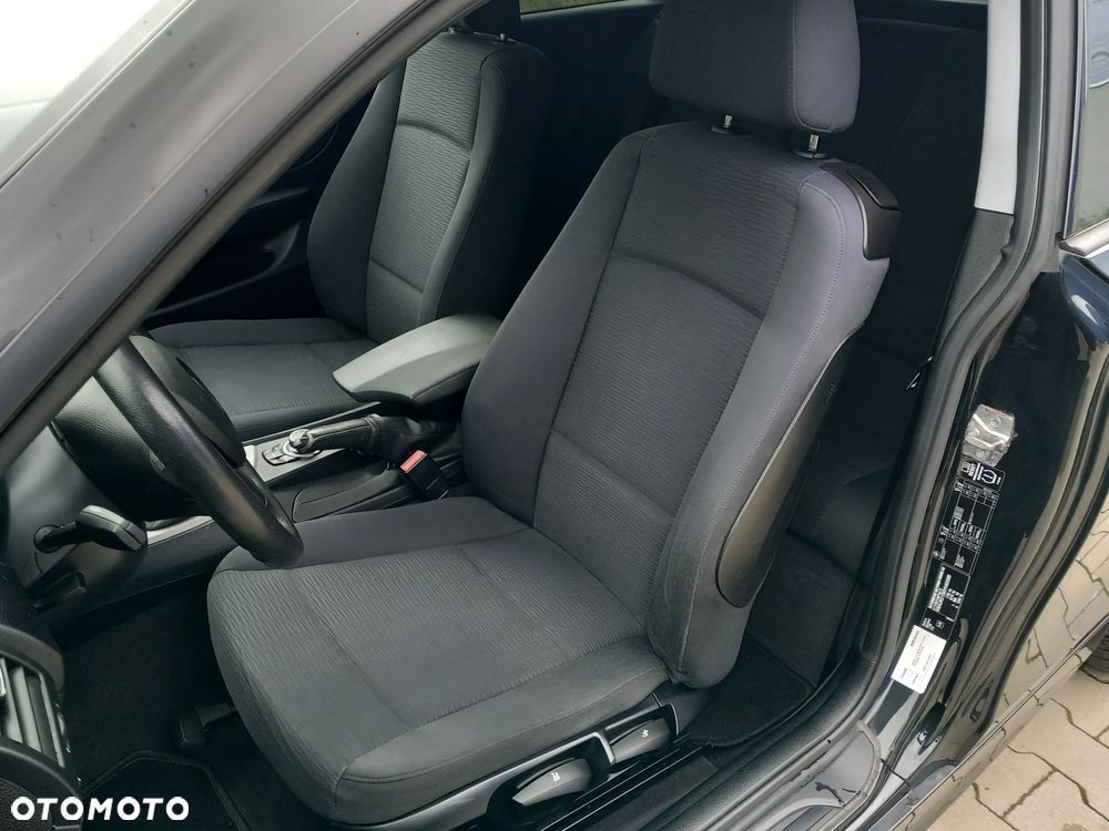 BMW Seria 1 116d - 11